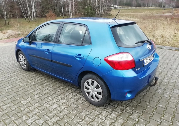 Toyota Auris cena 16667 przebieg: 225000, rok produkcji 2010 z Miastko małe 529